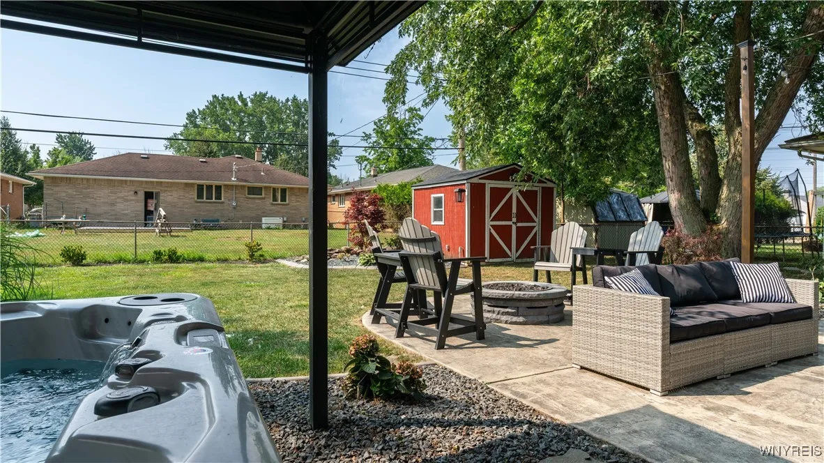 187 Elmsford Drive, West Seneca, New York 14224, West Seneca, New York 14224, 3 Bedrooms Bedrooms, 6 Rooms Rooms,1 BathroomBathrooms,Residential,Closed,187 Elmsford Drive, West Seneca, New York 14224,0,B1629528