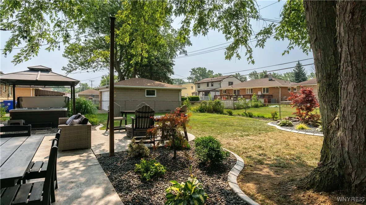 187 Elmsford Drive, West Seneca, New York 14224, West Seneca, New York 14224, 3 Bedrooms Bedrooms, 6 Rooms Rooms,1 BathroomBathrooms,Residential,Closed,187 Elmsford Drive, West Seneca, New York 14224,0,B1629528