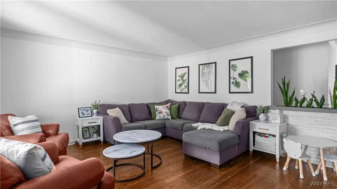 187 Elmsford Drive, West Seneca, New York 14224, West Seneca, New York 14224, 3 Bedrooms Bedrooms, 6 Rooms Rooms,1 BathroomBathrooms,Residential,Closed,187 Elmsford Drive, West Seneca, New York 14224,0,B1629528