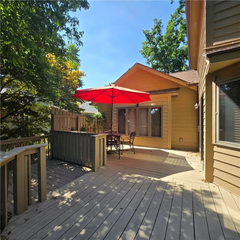 Fabulous Outdoor Entertaining Space