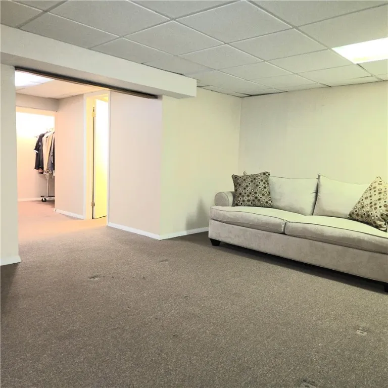 Basement Offers Flexible Space, Another Full Bath & Walk-In Closet