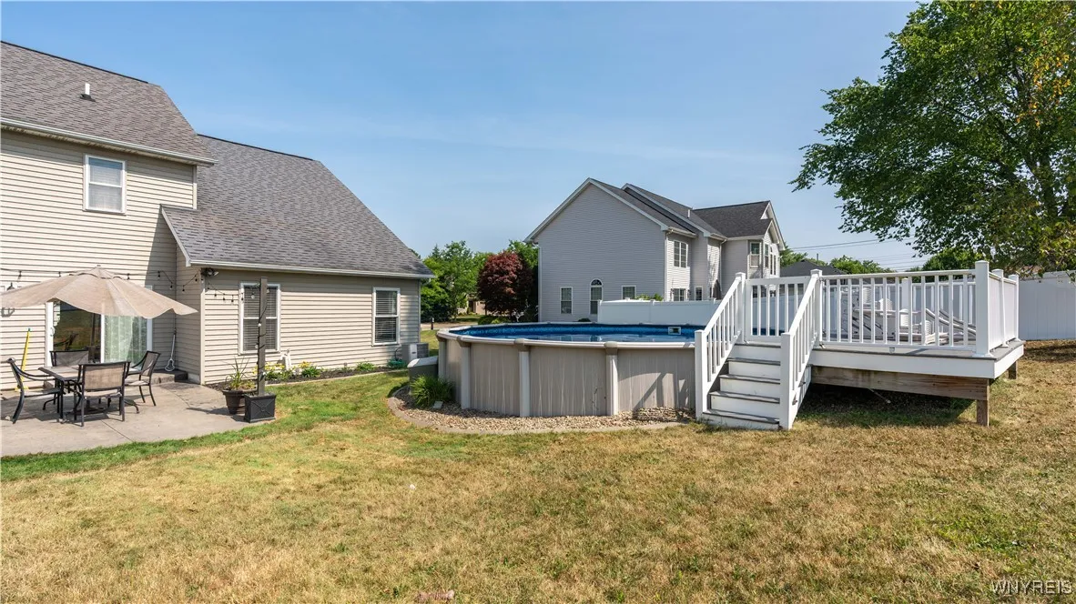 6 Park Meadow Drive, West Seneca, New York 14224, West Seneca, New York 14224, 4 Bedrooms Bedrooms, 7 Rooms Rooms,2 BathroomsBathrooms,Residential,Closed,6 Park Meadow Drive, West Seneca, New York 14224,0,B1629930