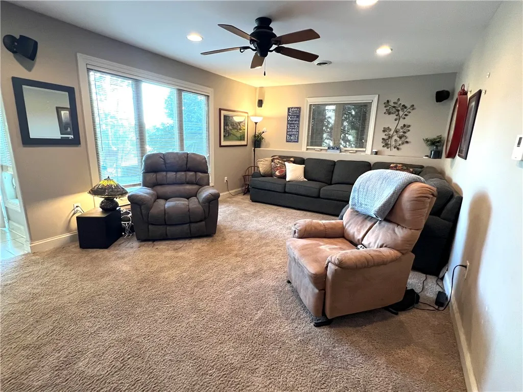112 Lincoln Road, Horseheads, New York 14845, Horseheads, New York 14845, 3 Bedrooms Bedrooms, 9 Rooms Rooms,3 BathroomsBathrooms,Residential,Closed,112 Lincoln Road, Horseheads, New York 14845,0,R1630266