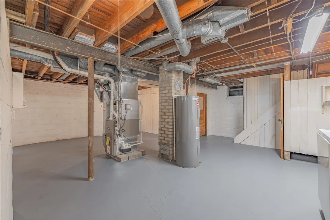 136 Eastland Avenue, Brighton, New York 14618, Brighton, New York 14618, 4 Bedrooms Bedrooms, 8 Rooms Rooms,2 BathroomsBathrooms,Residential,Closed,136 Eastland Avenue, Brighton, New York 14618,0,R1629434