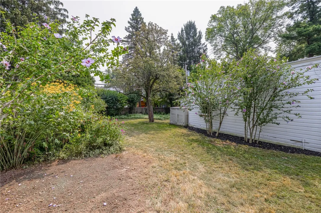 136 Eastland Avenue, Brighton, New York 14618, Brighton, New York 14618, 4 Bedrooms Bedrooms, 8 Rooms Rooms,2 BathroomsBathrooms,Residential,Closed,136 Eastland Avenue, Brighton, New York 14618,0,R1629434