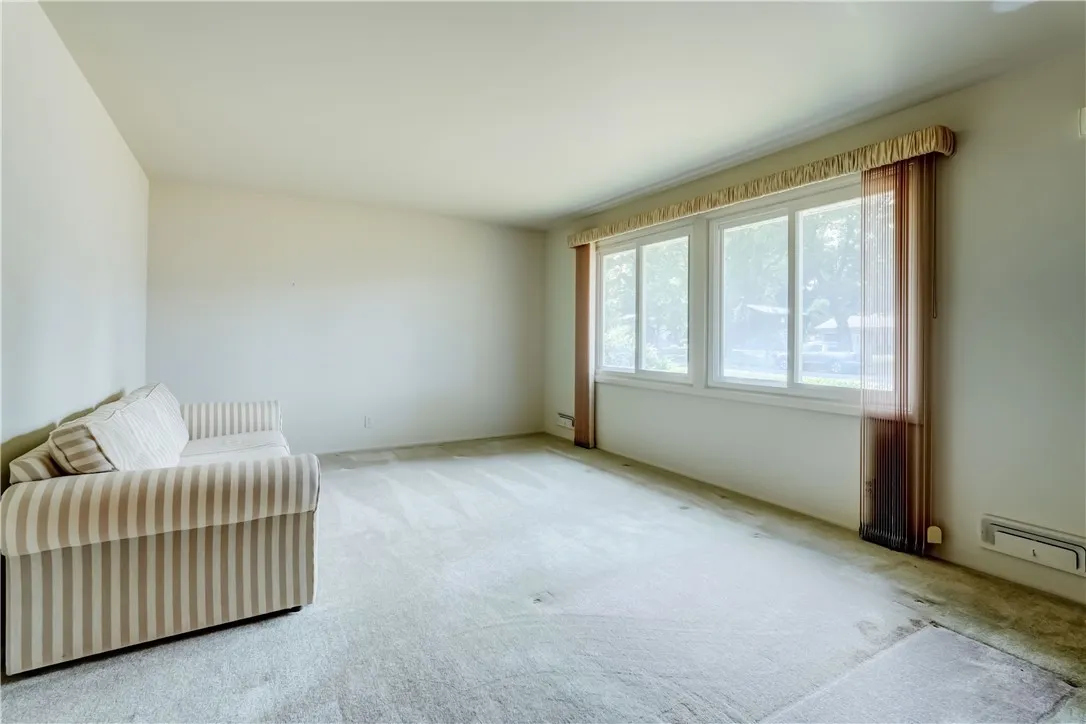 24 Sandstone Drive, Greece, New York 14616, Greece, New York 14616, 3 Bedrooms Bedrooms, 7 Rooms Rooms,1 BathroomBathrooms,Residential,Closed,24 Sandstone Drive, Greece, New York 14616,0,R1630239