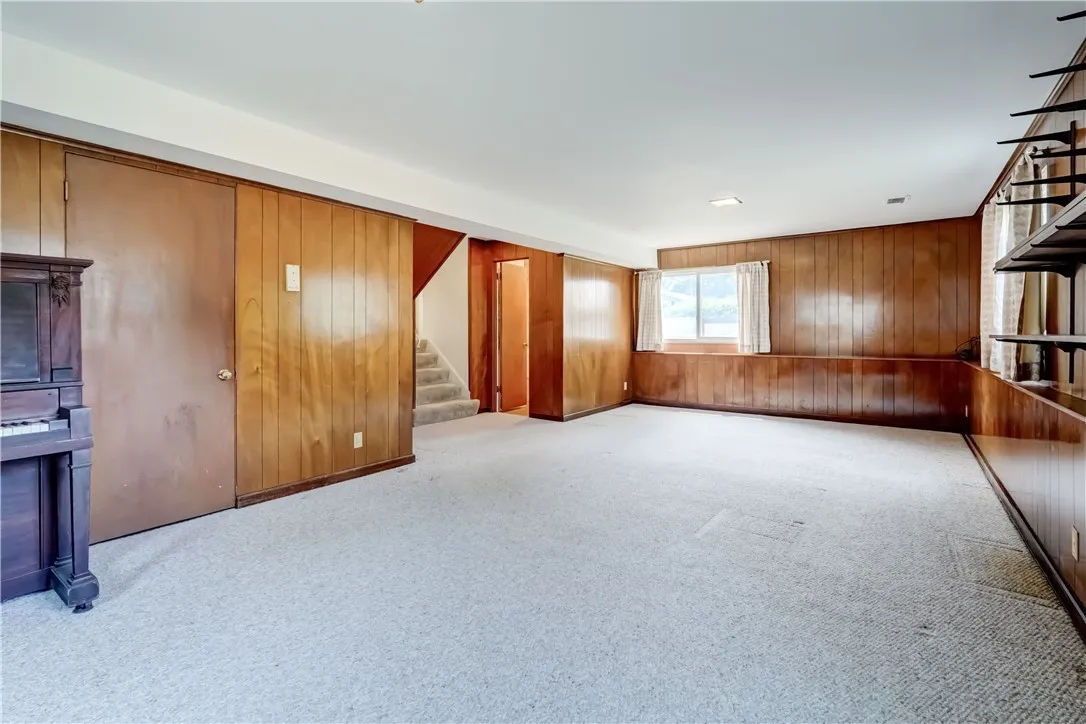 24 Sandstone Drive, Greece, New York 14616, Greece, New York 14616, 3 Bedrooms Bedrooms, 7 Rooms Rooms,1 BathroomBathrooms,Residential,Closed,24 Sandstone Drive, Greece, New York 14616,0,R1630239