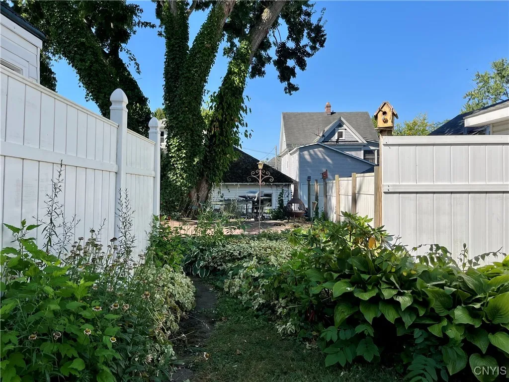 362 South 4th Street, Fulton, New York 13069, Fulton, New York 13069, 4 Bedrooms Bedrooms, 13 Rooms Rooms,1 BathroomBathrooms,Residential,Closed,362 South 4th Street, Fulton, New York 13069,0,S1629852