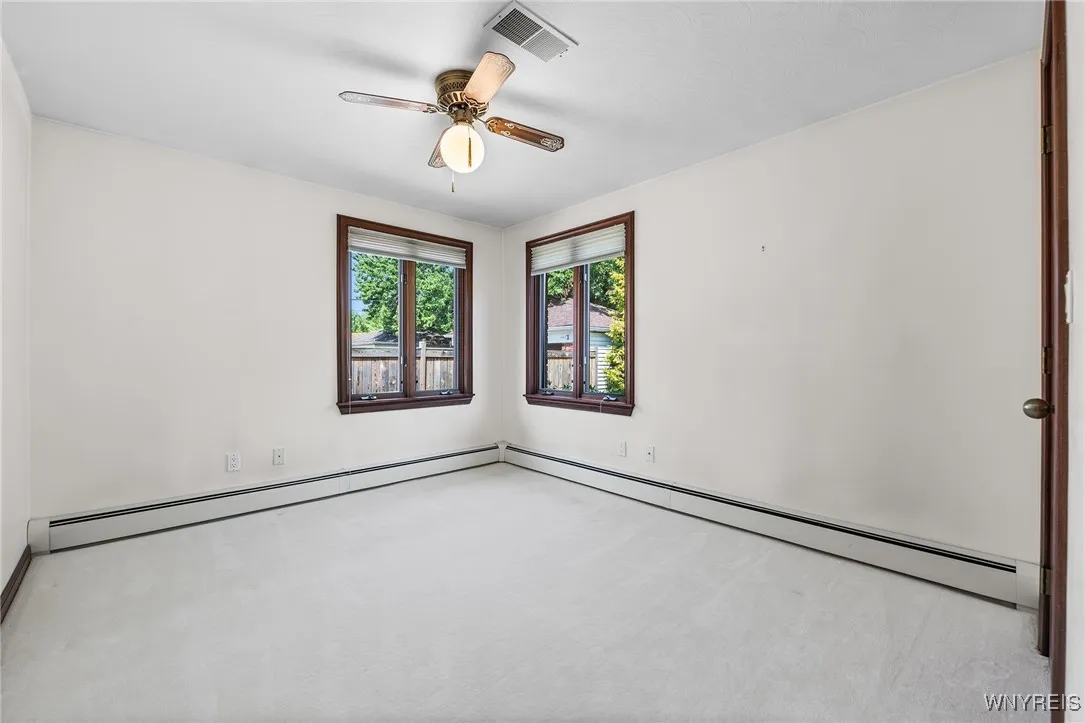624 Woodland Drive, Tonawanda, New York 14223, Tonawanda, New York 14223, 3 Bedrooms Bedrooms, 11 Rooms Rooms,3 BathroomsBathrooms,Residential,For Sale,624 Woodland Drive, Tonawanda, New York 14223,B1630175