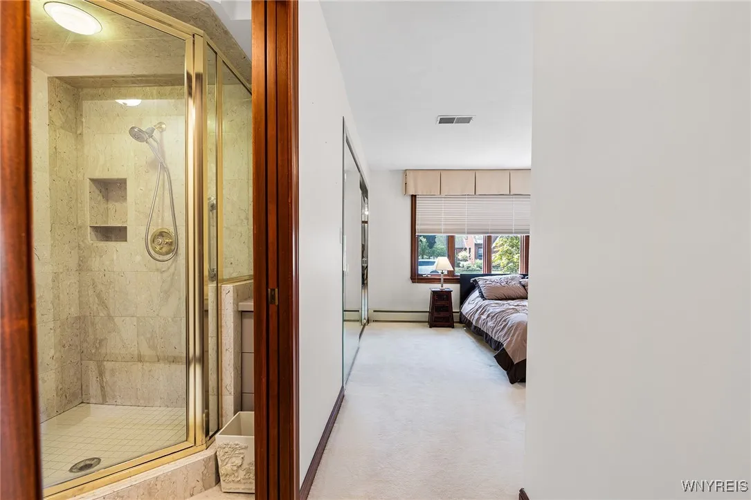 624 Woodland Drive, Tonawanda, New York 14223, Tonawanda, New York 14223, 3 Bedrooms Bedrooms, 11 Rooms Rooms,3 BathroomsBathrooms,Residential,For Sale,624 Woodland Drive, Tonawanda, New York 14223,B1630175