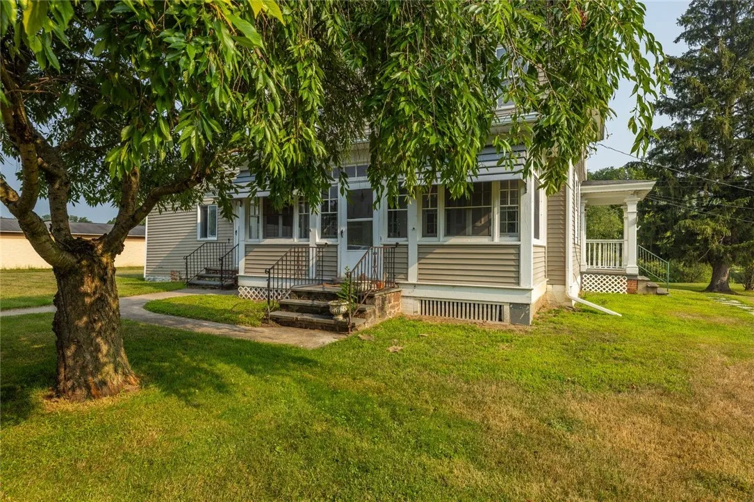 757 Holt Rd, Webster, New York 14580, Webster, New York 14580, 2 Bedrooms Bedrooms, 6 Rooms Rooms,1 BathroomBathrooms,Residential Lease,Closed,757 Holt Rd, Webster, New York 14580,0,R1630270