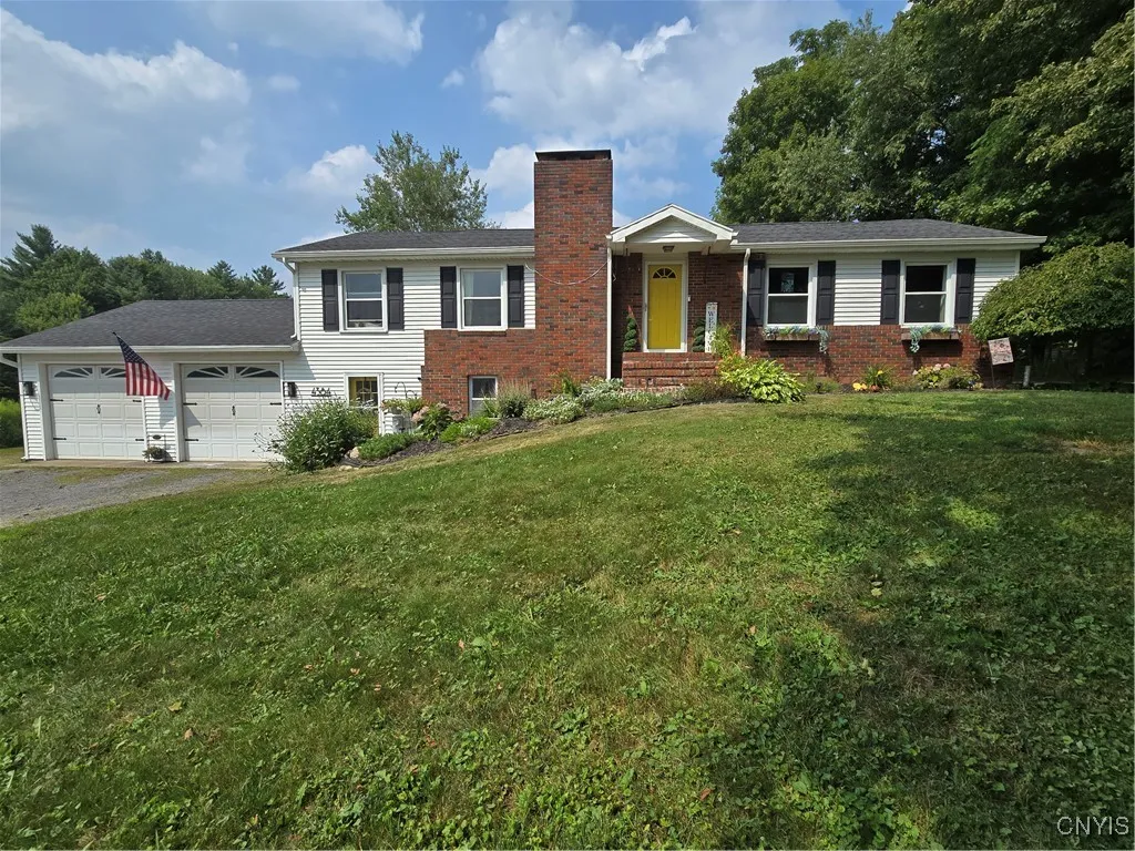 4384 State Route 49, Schroeppel, New York 13069, Schroeppel, New York 13069, 3 Bedrooms Bedrooms, 8 Rooms Rooms,2 BathroomsBathrooms,Residential,Closed,4384 State Route 49, Schroeppel, New York 13069,0,S1629966