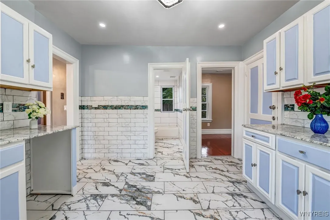 1602 Jefferson Avenue, Buffalo, New York 14208, Buffalo, New York 14208, 5 Bedrooms Bedrooms, ,2 BathroomsBathrooms,Residential,Closed,1602 Jefferson Avenue, Buffalo, New York 14208,0,B1630287