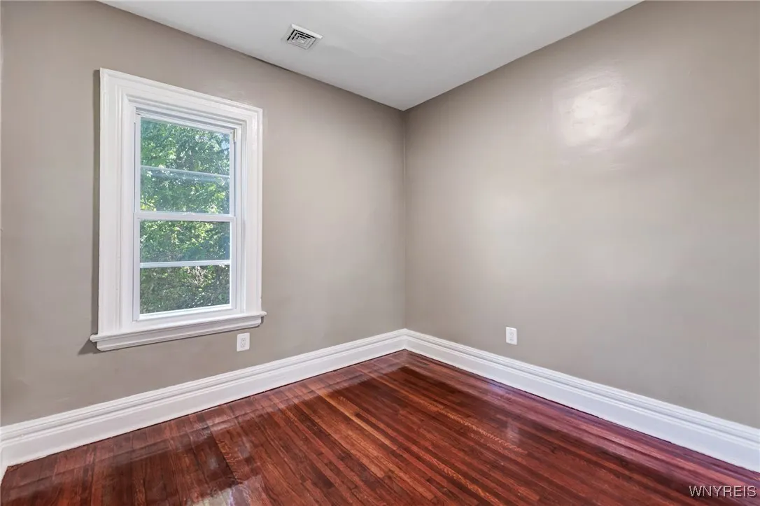 1602 Jefferson Avenue, Buffalo, New York 14208, Buffalo, New York 14208, 5 Bedrooms Bedrooms, ,2 BathroomsBathrooms,Residential,Closed,1602 Jefferson Avenue, Buffalo, New York 14208,0,B1630287