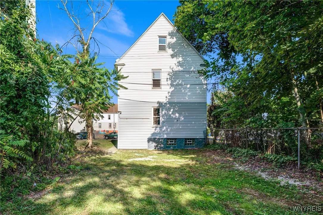 1602 Jefferson Avenue, Buffalo, New York 14208, Buffalo, New York 14208, 5 Bedrooms Bedrooms, ,2 BathroomsBathrooms,Residential,Closed,1602 Jefferson Avenue, Buffalo, New York 14208,0,B1630287