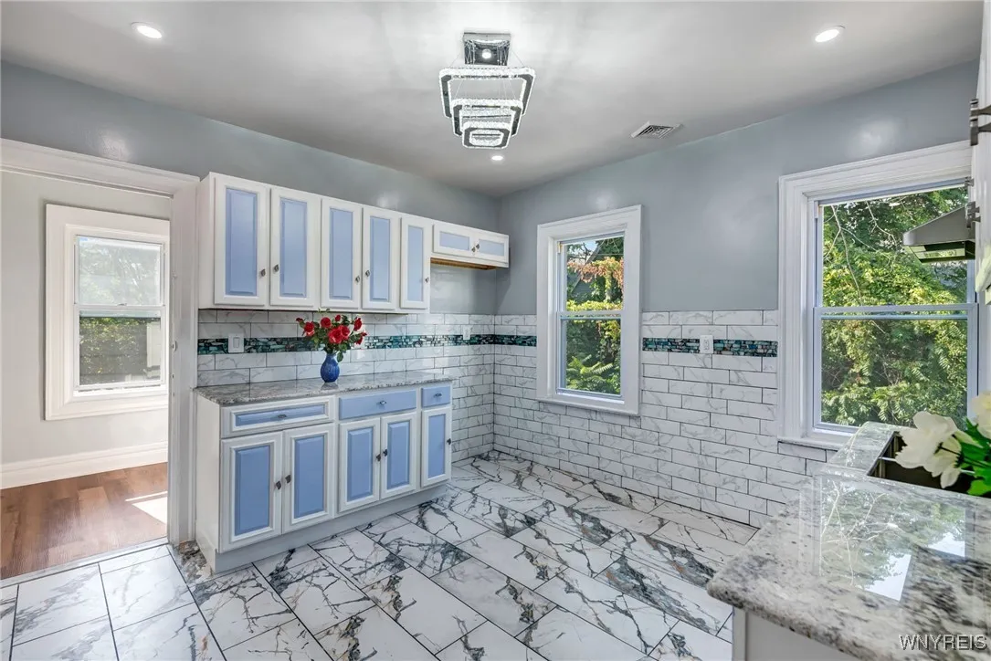 1602 Jefferson Avenue, Buffalo, New York 14208, Buffalo, New York 14208, 5 Bedrooms Bedrooms, ,2 BathroomsBathrooms,Residential,Closed,1602 Jefferson Avenue, Buffalo, New York 14208,0,B1630287