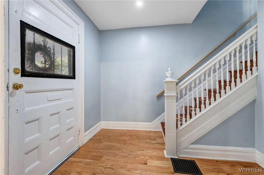 1602 Jefferson Avenue, Buffalo, New York 14208, Buffalo, New York 14208, 5 Bedrooms Bedrooms, ,2 BathroomsBathrooms,Residential,Closed,1602 Jefferson Avenue, Buffalo, New York 14208,0,B1630287