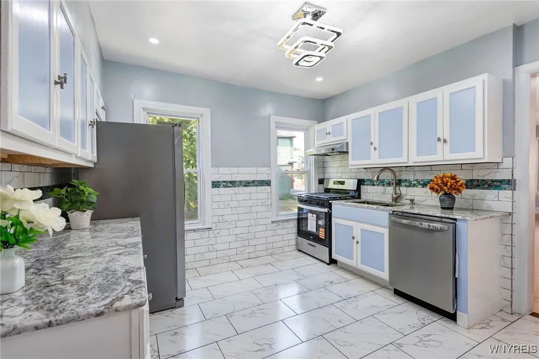 1602 Jefferson Avenue, Buffalo, New York 14208, Buffalo, New York 14208, 5 Bedrooms Bedrooms, ,2 BathroomsBathrooms,Residential,Closed,1602 Jefferson Avenue, Buffalo, New York 14208,0,B1630287