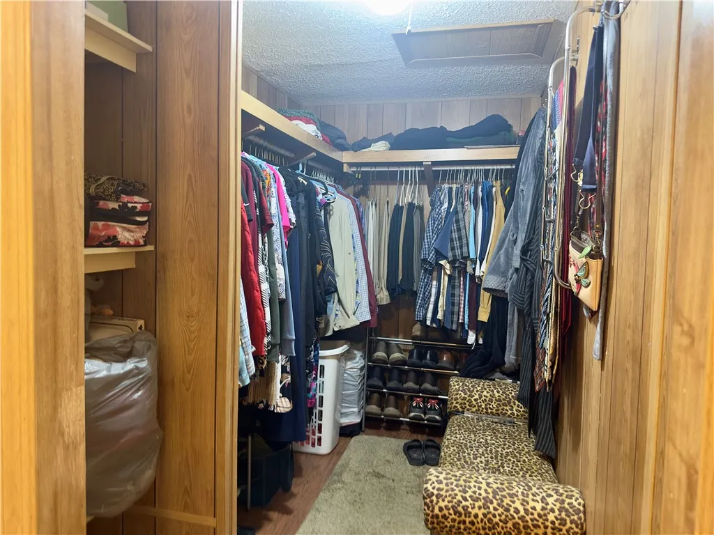 225 Sunset Drive, Clarendon, New York 14470, Clarendon, New York 14470, 3 Bedrooms Bedrooms, 6 Rooms Rooms,2 BathroomsBathrooms,Residential,Closed,225 Sunset Drive, Clarendon, New York 14470,0,R1630334