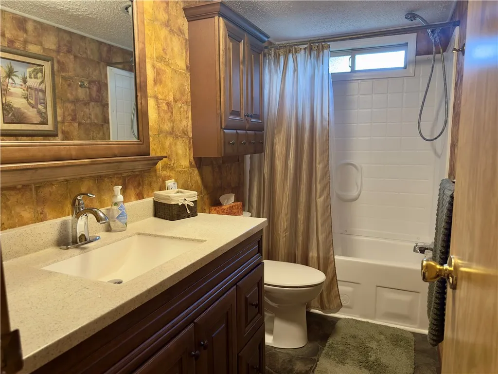 225 Sunset Drive, Clarendon, New York 14470, Clarendon, New York 14470, 3 Bedrooms Bedrooms, 6 Rooms Rooms,2 BathroomsBathrooms,Residential,Closed,225 Sunset Drive, Clarendon, New York 14470,0,R1630334