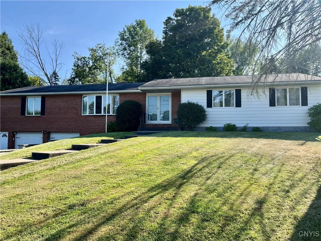 815 Hillview Drive, Herkimer, New York 13350, Herkimer, New York 13350, 3 Bedrooms Bedrooms, 8 Rooms Rooms,2 BathroomsBathrooms,Residential,Closed,815 Hillview Drive, Herkimer, New York 13350,0,S1630004