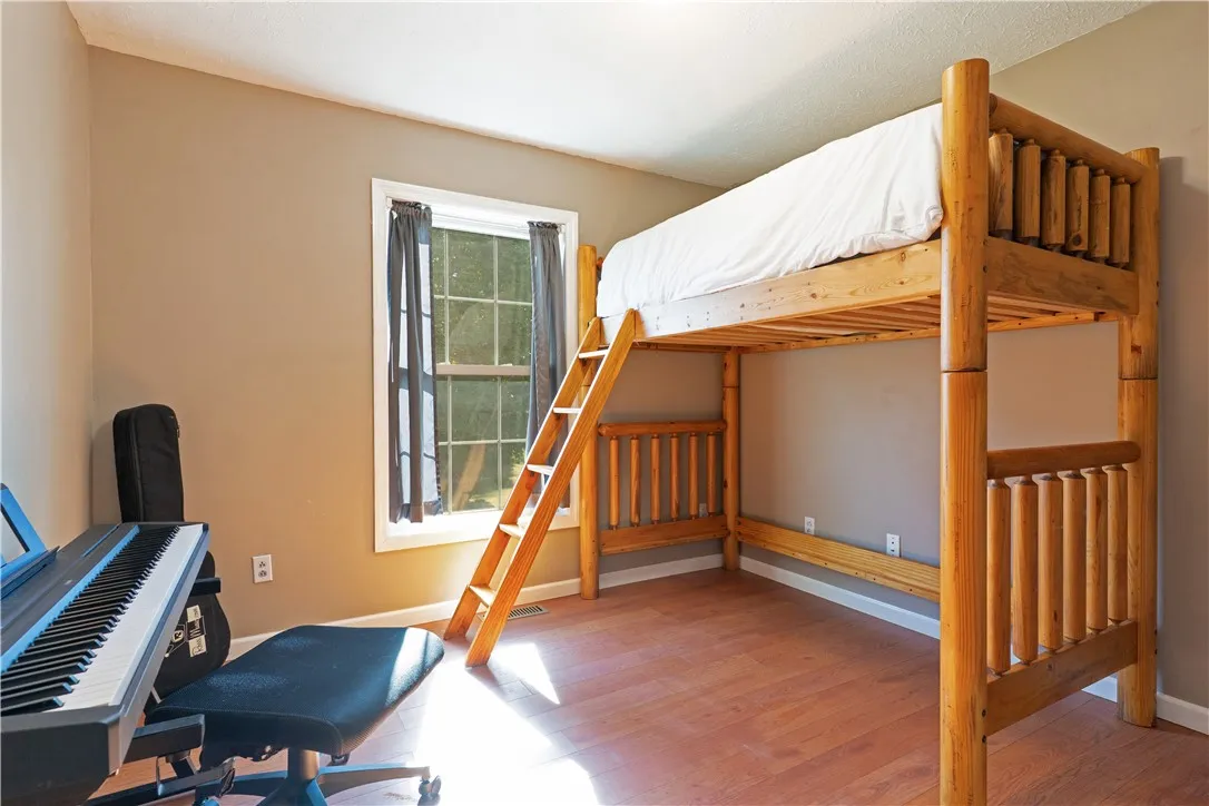 2097 Leno Road, Palmyra, New York 14522, Palmyra, New York 14522, 3 Bedrooms Bedrooms, 7 Rooms Rooms,2 BathroomsBathrooms,Residential,Closed,2097 Leno Road, Palmyra, New York 14522,0,R1628925