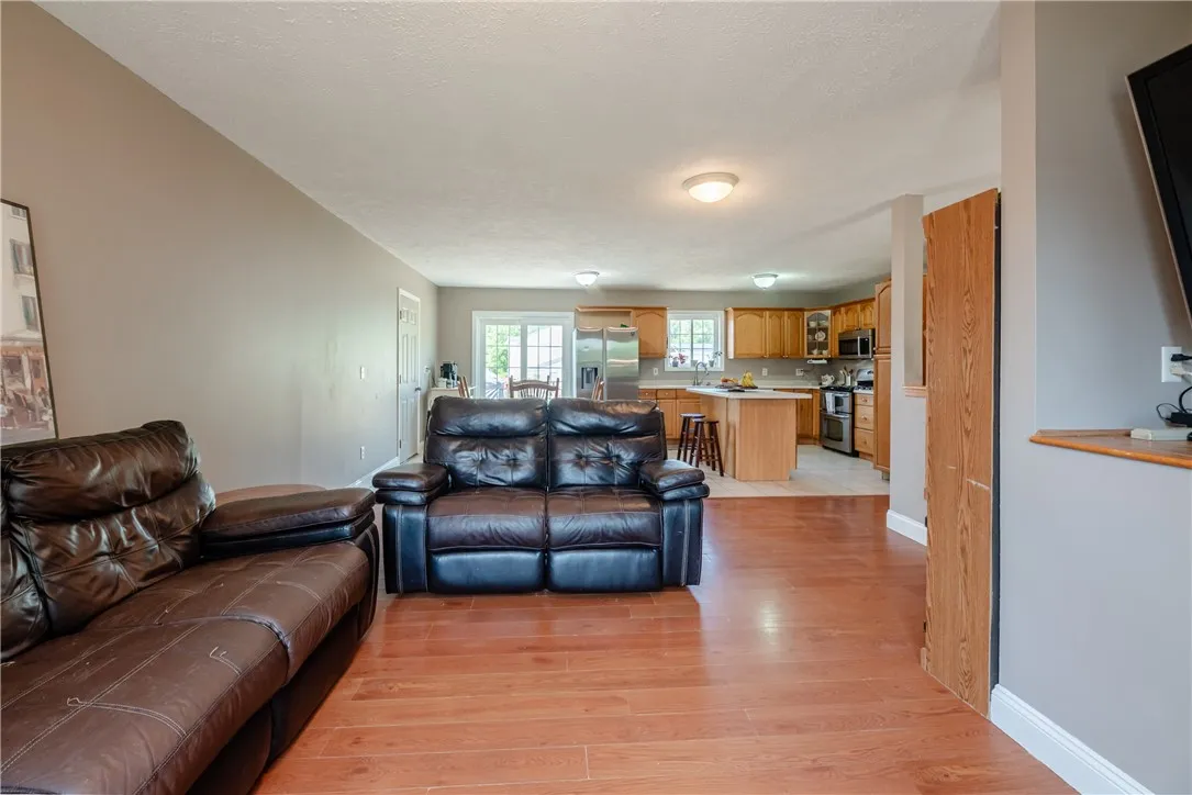 2097 Leno Road, Palmyra, New York 14522, Palmyra, New York 14522, 3 Bedrooms Bedrooms, 7 Rooms Rooms,2 BathroomsBathrooms,Residential,Closed,2097 Leno Road, Palmyra, New York 14522,0,R1628925