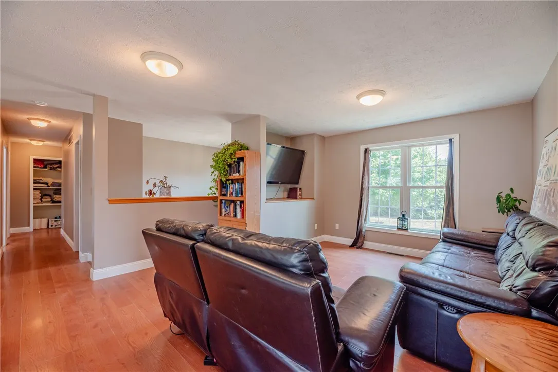 2097 Leno Road, Palmyra, New York 14522, Palmyra, New York 14522, 3 Bedrooms Bedrooms, 7 Rooms Rooms,2 BathroomsBathrooms,Residential,Closed,2097 Leno Road, Palmyra, New York 14522,0,R1628925