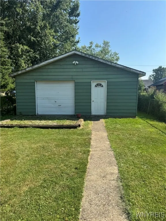 121 Aldrich Place, Buffalo, New York 14220, Buffalo, New York 14220, 4 Bedrooms Bedrooms, 5 Rooms Rooms,1 BathroomBathrooms,Residential,For Sale,121 Aldrich Place, Buffalo, New York 14220,B1630180