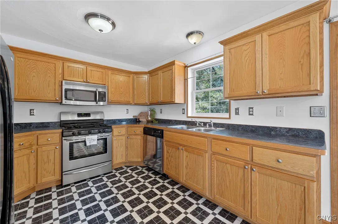 1283 Fyler Road, Sullivan, New York 13082, Sullivan, New York 13082, 3 Bedrooms Bedrooms, 5 Rooms Rooms,2 BathroomsBathrooms,Residential,Closed,1283 Fyler Road, Sullivan, New York 13082,0,S1630292