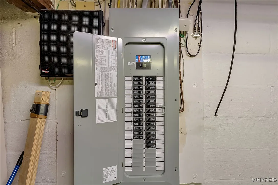 47 Huth Road, Cheektowaga, New York 14225, Cheektowaga, New York 14225, 3 Bedrooms Bedrooms, 7 Rooms Rooms,1 BathroomBathrooms,Residential,Closed,47 Huth Road, Cheektowaga, New York 14225,0,B1629129