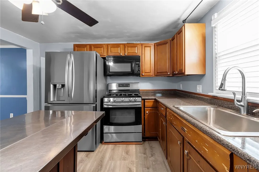 47 Huth Road, Cheektowaga, New York 14225, Cheektowaga, New York 14225, 3 Bedrooms Bedrooms, 7 Rooms Rooms,1 BathroomBathrooms,Residential,Closed,47 Huth Road, Cheektowaga, New York 14225,0,B1629129