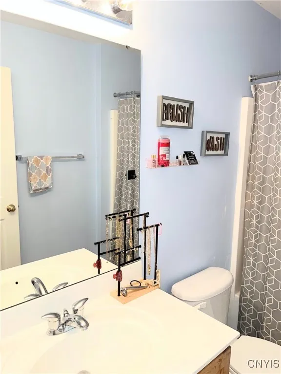 5547 Rockhampton, Clay, New York 13041, Clay, New York 13041, 3 Bedrooms Bedrooms, 11 Rooms Rooms,2 BathroomsBathrooms,Residential,Closed,5547 Rockhampton, Clay, New York 13041,0,S1630303