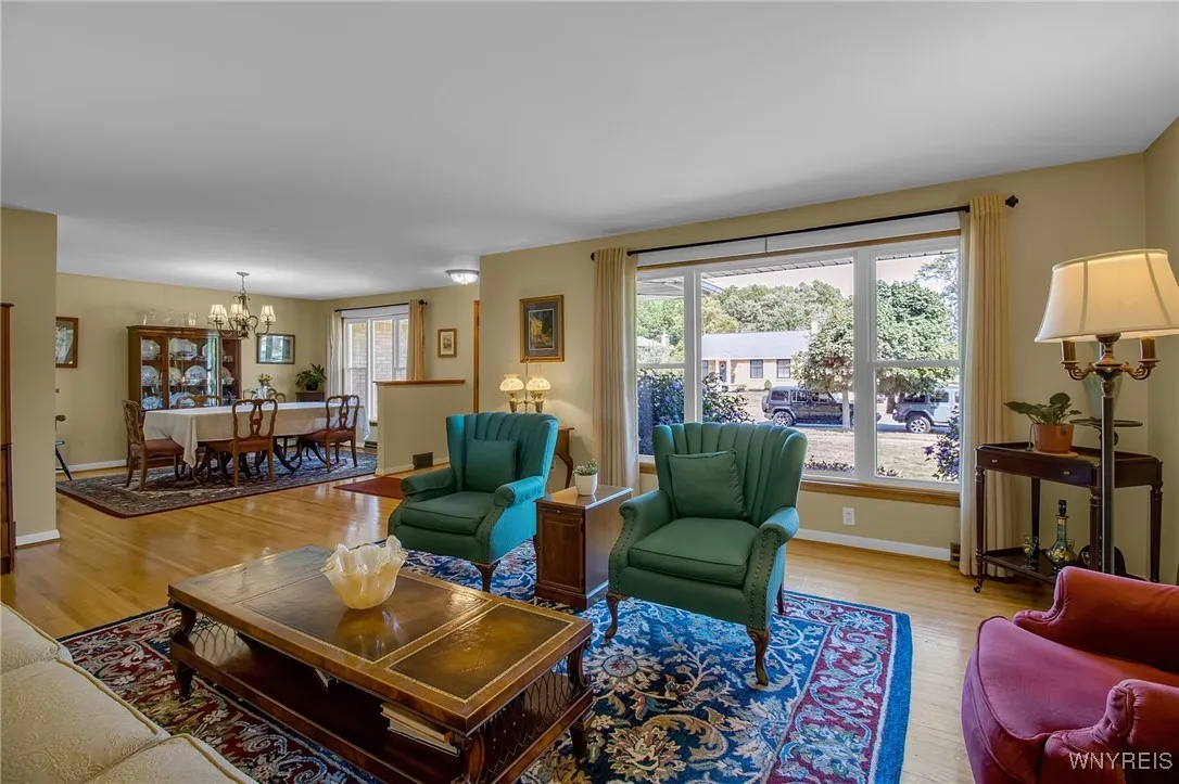 230 Fairways Boulevard, Amherst, New York 14221, Amherst, New York 14221, 3 Bedrooms Bedrooms, 7 Rooms Rooms,2 BathroomsBathrooms,Residential,For Sale,230 Fairways Boulevard, Amherst, New York 14221,0,B1629983