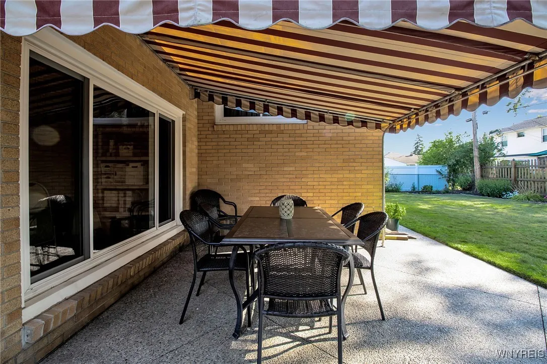 230 Fairways Boulevard, Amherst, New York 14221, Amherst, New York 14221, 3 Bedrooms Bedrooms, 7 Rooms Rooms,2 BathroomsBathrooms,Residential,For Sale,230 Fairways Boulevard, Amherst, New York 14221,0,B1629983