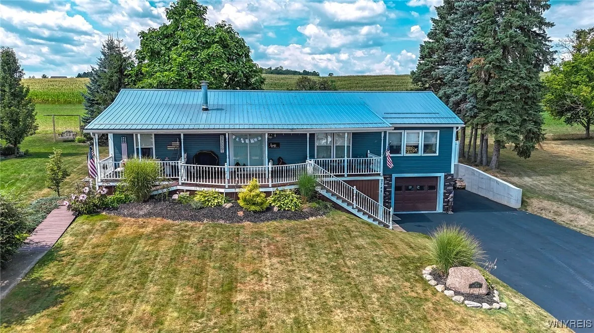 3748 Shearman Road, Castile, New York 14530, Castile, New York 14530, 5 Bedrooms Bedrooms, 11 Rooms Rooms,3 BathroomsBathrooms,Residential,Closed,3748 Shearman Road, Castile, New York 14530,0,B1628952