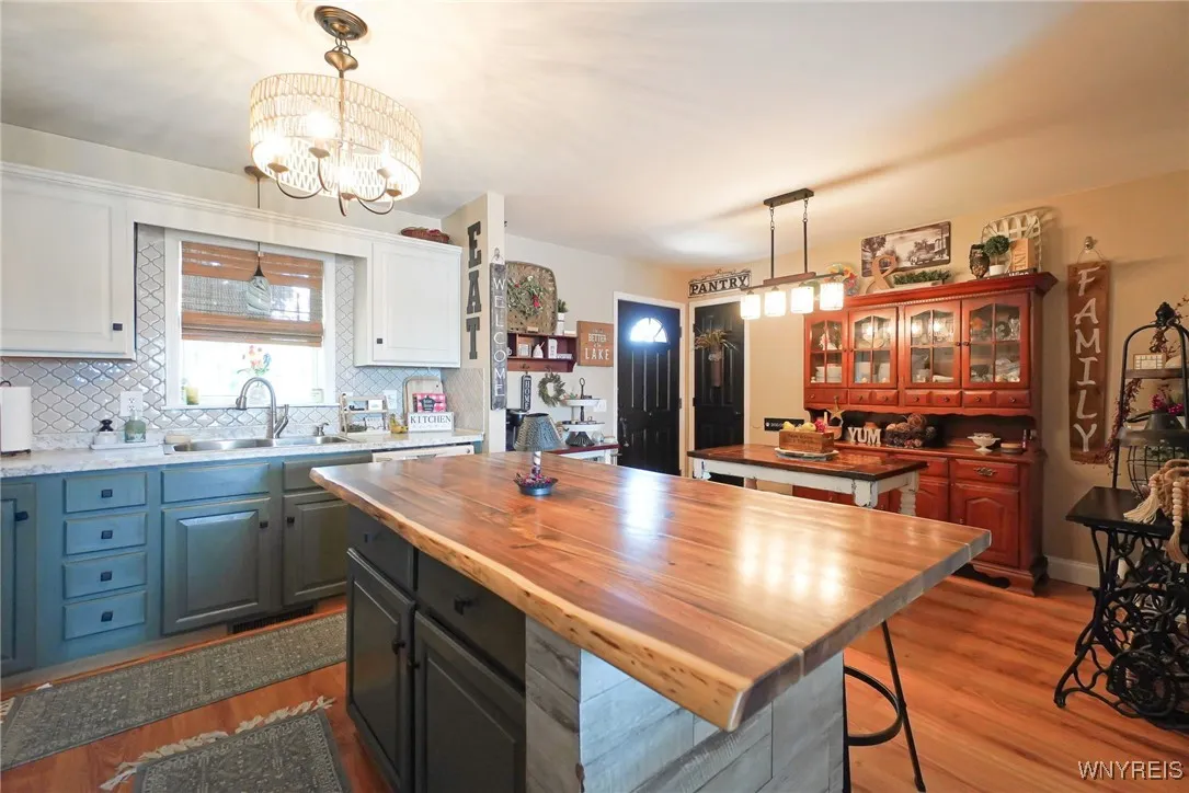 3748 Shearman Road, Castile, New York 14530, Castile, New York 14530, 5 Bedrooms Bedrooms, 11 Rooms Rooms,3 BathroomsBathrooms,Residential,Closed,3748 Shearman Road, Castile, New York 14530,0,B1628952