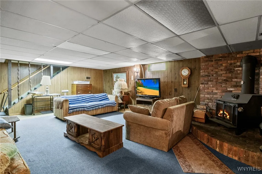 9 Bay Lane, Cheektowaga, New York 14225, Cheektowaga, New York 14225, 4 Bedrooms Bedrooms, 6 Rooms Rooms,1 BathroomBathrooms,Residential,For Sale,9 Bay Lane, Cheektowaga, New York 14225,B1629621
