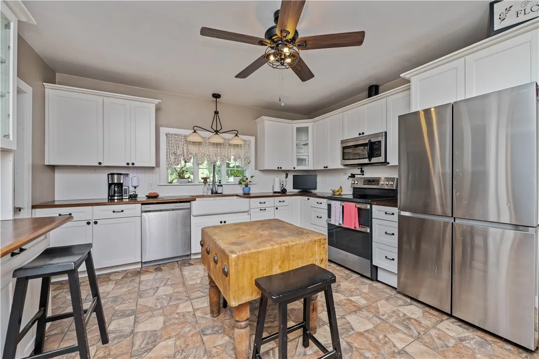 416 Moscow Road, Hamlin, New York 14464, Hamlin, New York 14464, 4 Bedrooms Bedrooms, 10 Rooms Rooms,2 BathroomsBathrooms,Residential,Closed,416 Moscow Road, Hamlin, New York 14464,0,R1630197