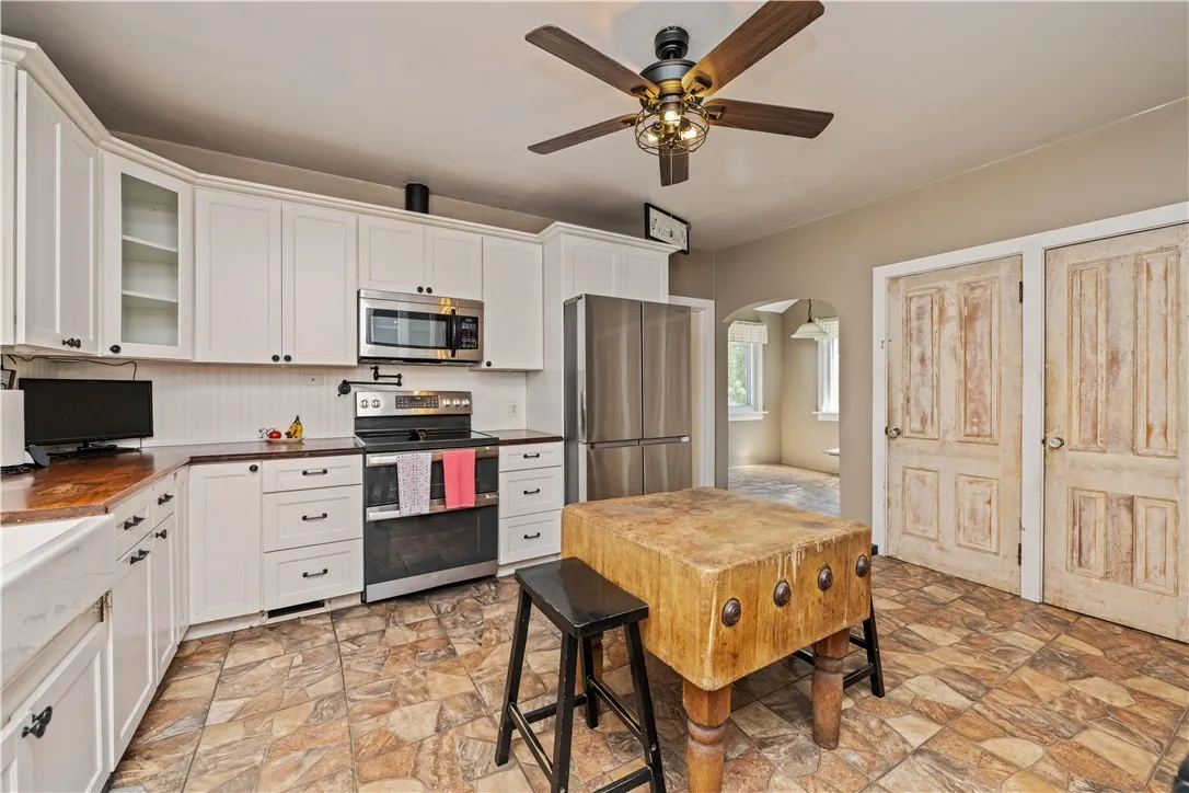 416 Moscow Road, Hamlin, New York 14464, Hamlin, New York 14464, 4 Bedrooms Bedrooms, 10 Rooms Rooms,2 BathroomsBathrooms,Residential,Closed,416 Moscow Road, Hamlin, New York 14464,0,R1630197