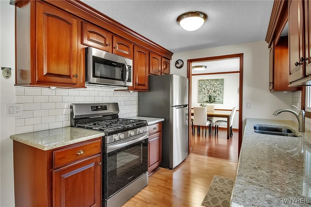 36 Schimwood Drive, Amherst, New York 14068, Amherst, New York 14068, 3 Bedrooms Bedrooms, 7 Rooms Rooms,1 BathroomBathrooms,Residential,For Sale,36 Schimwood Drive, Amherst, New York 14068,0,B1629865
