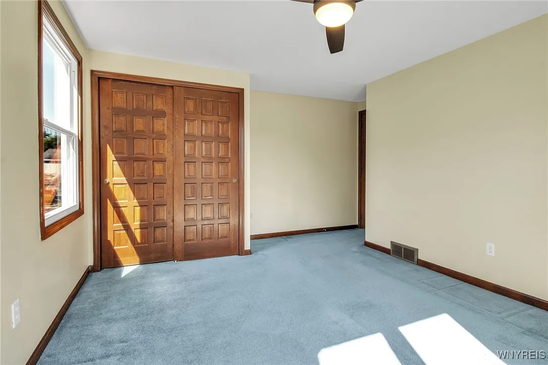 36 Schimwood Drive, Amherst, New York 14068, Amherst, New York 14068, 3 Bedrooms Bedrooms, 7 Rooms Rooms,1 BathroomBathrooms,Residential,For Sale,36 Schimwood Drive, Amherst, New York 14068,0,B1629865