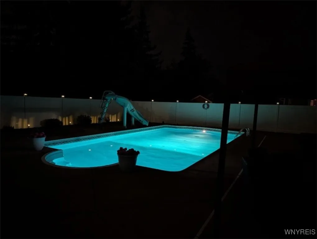 36 Schimwood Drive, Amherst, New York 14068, Amherst, New York 14068, 3 Bedrooms Bedrooms, 7 Rooms Rooms,1 BathroomBathrooms,Residential,For Sale,36 Schimwood Drive, Amherst, New York 14068,0,B1629865