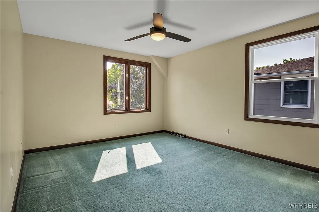 36 Schimwood Drive, Amherst, New York 14068, Amherst, New York 14068, 3 Bedrooms Bedrooms, 7 Rooms Rooms,1 BathroomBathrooms,Residential,For Sale,36 Schimwood Drive, Amherst, New York 14068,0,B1629865