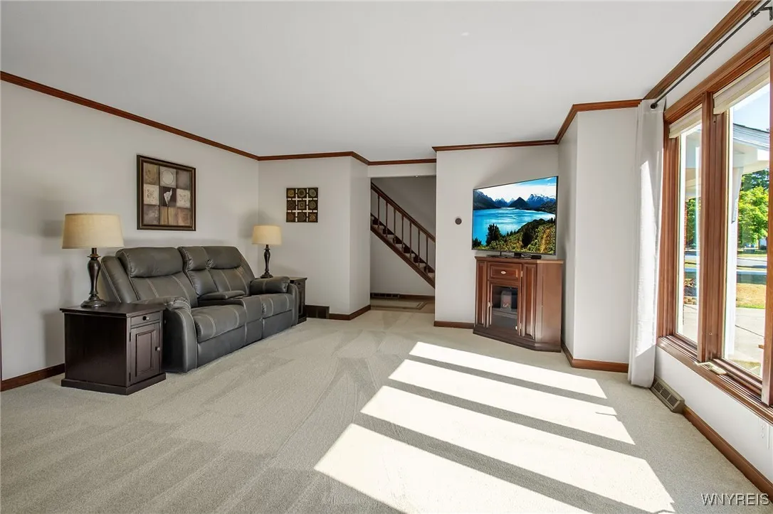 36 Schimwood Drive, Amherst, New York 14068, Amherst, New York 14068, 3 Bedrooms Bedrooms, 7 Rooms Rooms,1 BathroomBathrooms,Residential,For Sale,36 Schimwood Drive, Amherst, New York 14068,0,B1629865