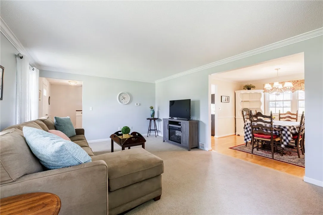 285 Dunbar Road, Parma, New York 14468, Parma, New York 14468, 3 Bedrooms Bedrooms, 7 Rooms Rooms,1 BathroomBathrooms,Residential,Closed,285 Dunbar Road, Parma, New York 14468,0,R1629748