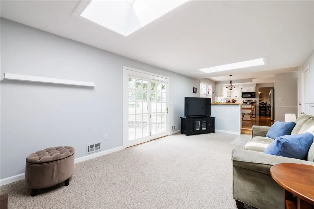 285 Dunbar Road, Parma, New York 14468, Parma, New York 14468, 3 Bedrooms Bedrooms, 7 Rooms Rooms,1 BathroomBathrooms,Residential,Closed,285 Dunbar Road, Parma, New York 14468,0,R1629748