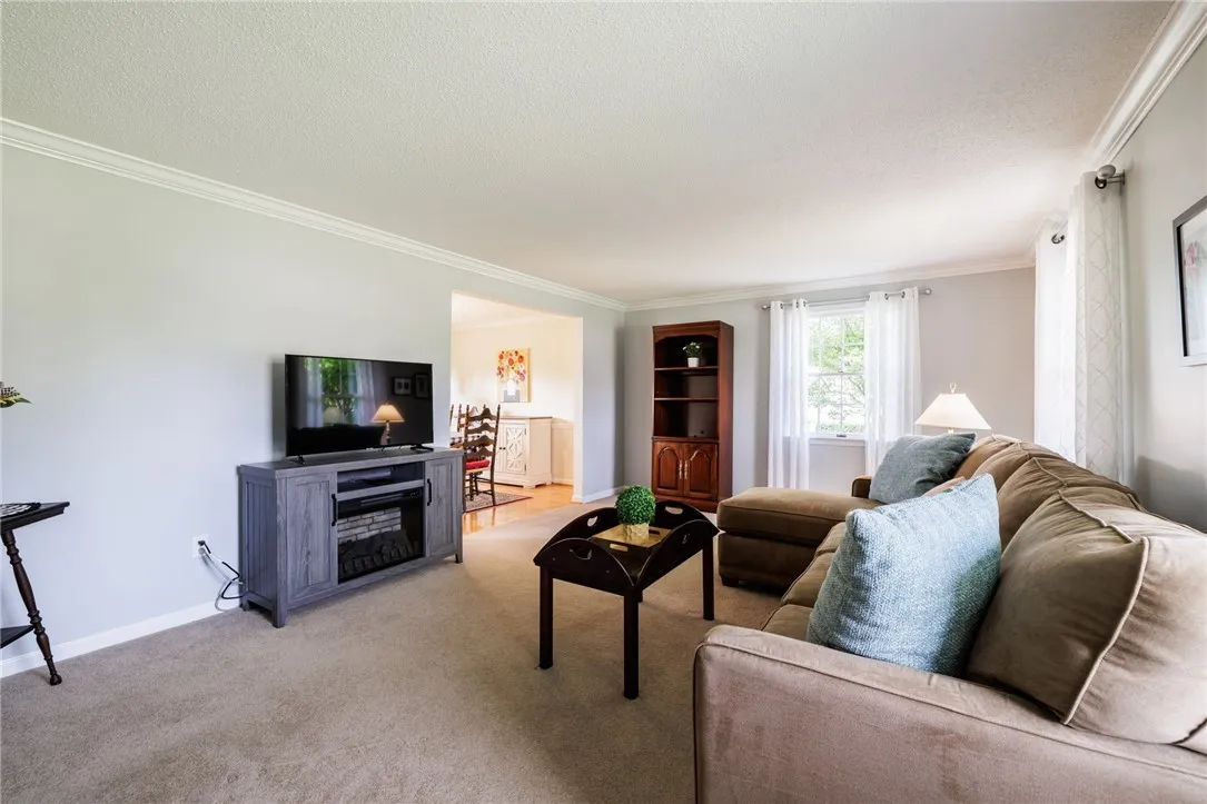 285 Dunbar Road, Parma, New York 14468, Parma, New York 14468, 3 Bedrooms Bedrooms, 7 Rooms Rooms,1 BathroomBathrooms,Residential,Closed,285 Dunbar Road, Parma, New York 14468,0,R1629748