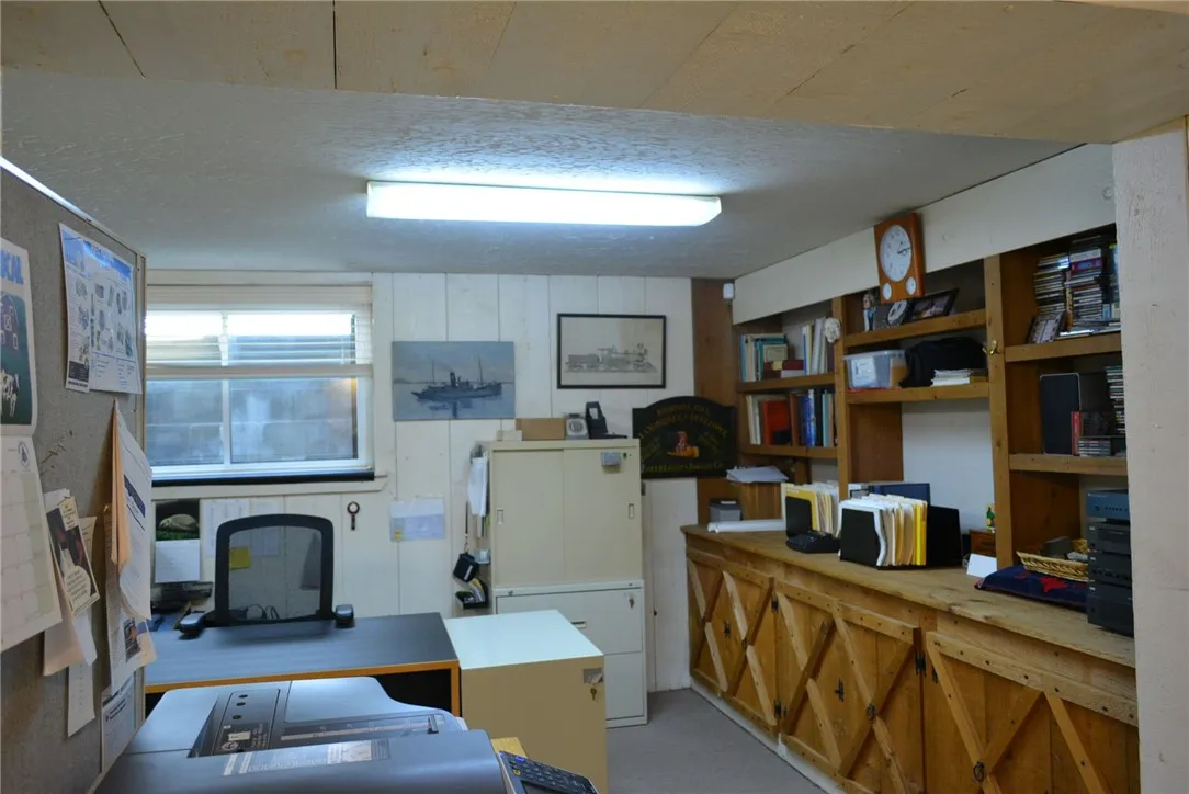 Basement finished area - View 1