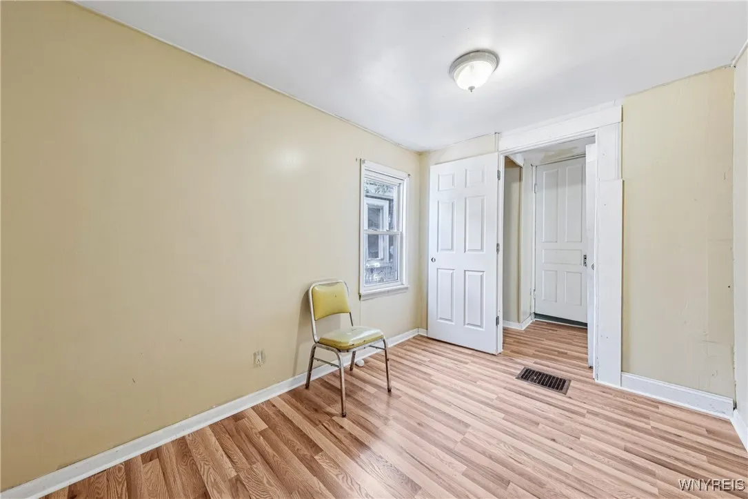 27 Heward Avenue, Buffalo, New York 14207, Buffalo, New York 14207, 5 Bedrooms Bedrooms, ,2 BathroomsBathrooms,Residential,For Sale,27 Heward Avenue, Buffalo, New York 14207,0,B1630360